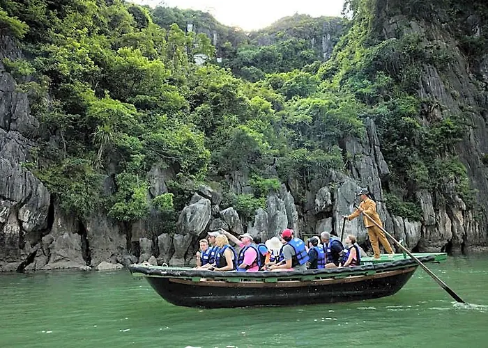 Orchid Classic Cruise  Hạ Long